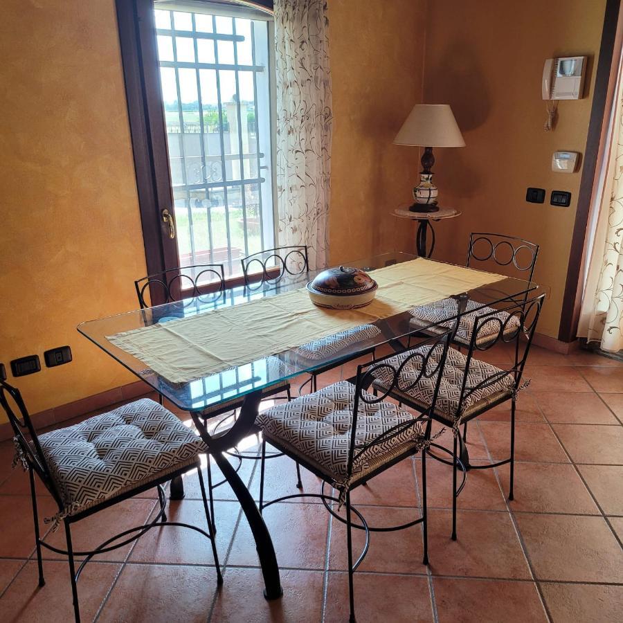 Chez Barnie Favoloso Appartamento Privato In Villa A 800Mt Ingresso Fiera Rimini Eksteriør bilde