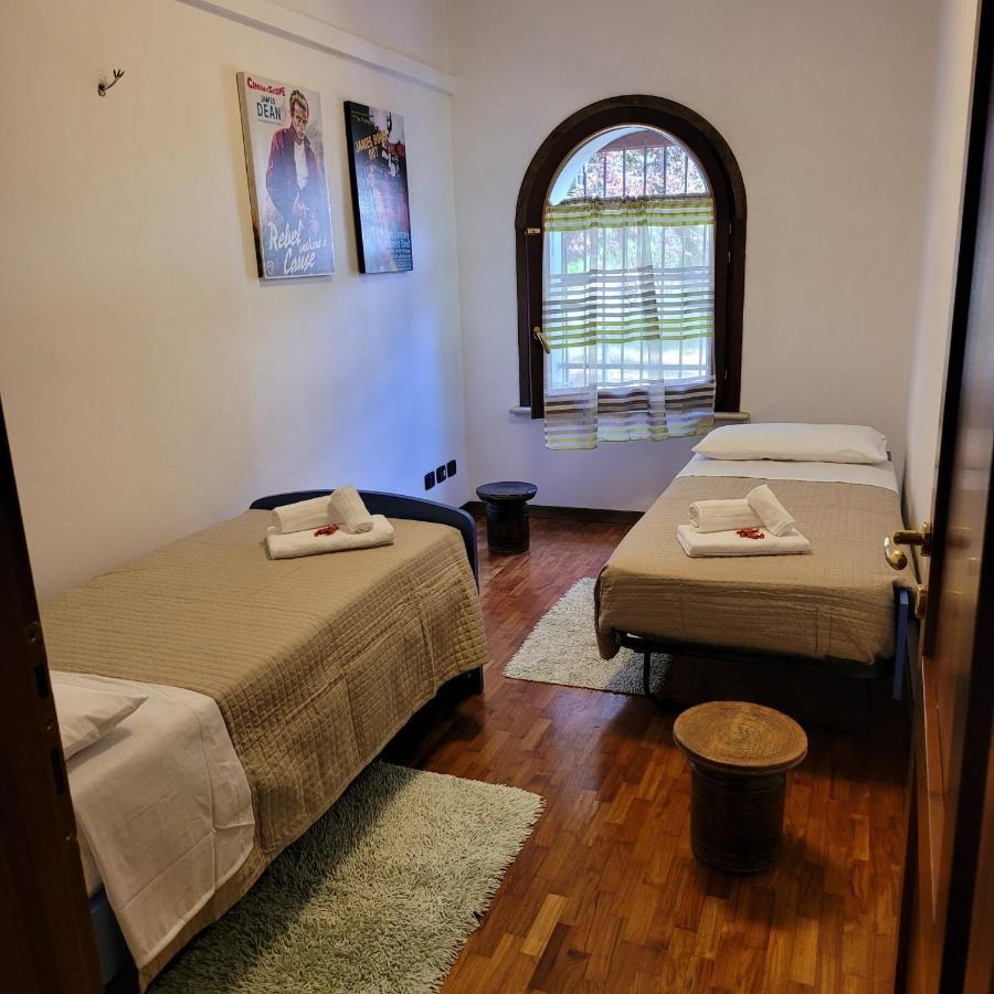 Chez Barnie Favoloso Appartamento Privato In Villa A 800Mt Ingresso Fiera Rimini Eksteriør bilde