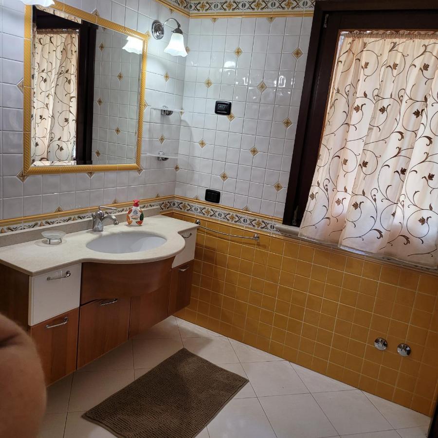 Chez Barnie Favoloso Appartamento Privato In Villa A 800Mt Ingresso Fiera Rimini Eksteriør bilde