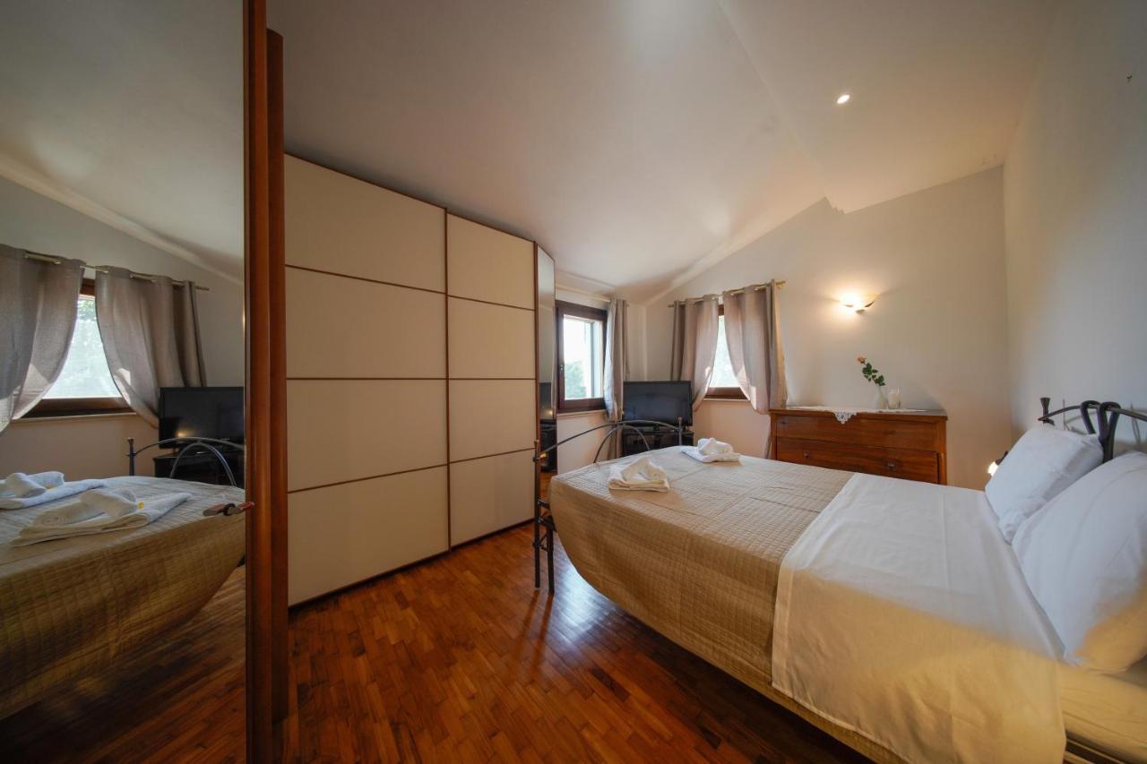Chez Barnie Favoloso Appartamento Privato In Villa A 800Mt Ingresso Fiera Rimini Eksteriør bilde