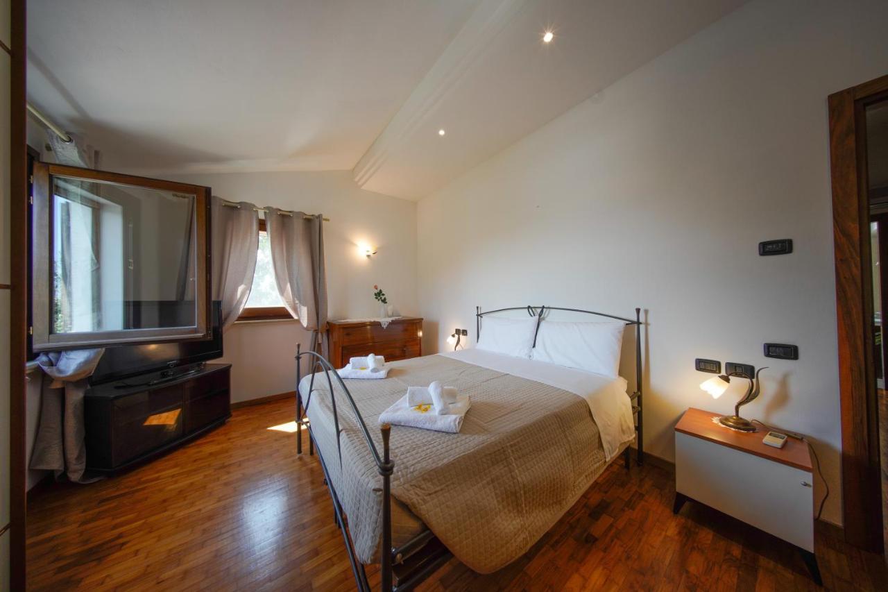 Chez Barnie Favoloso Appartamento Privato In Villa A 800Mt Ingresso Fiera Rimini Eksteriør bilde
