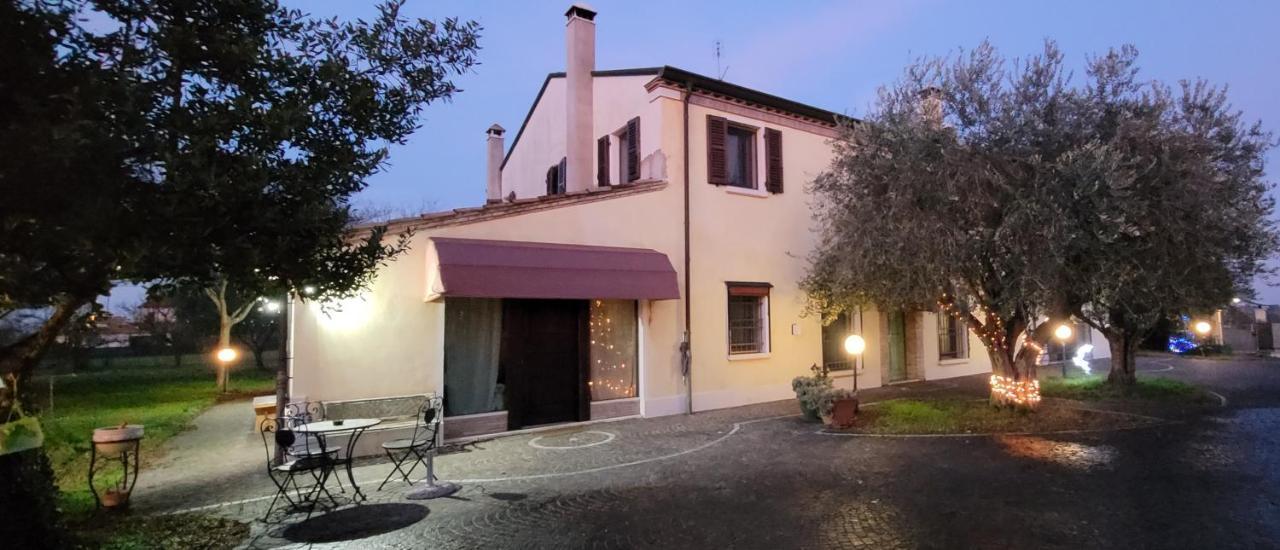 Chez Barnie Favoloso Appartamento Privato In Villa A 800Mt Ingresso Fiera Rimini Eksteriør bilde