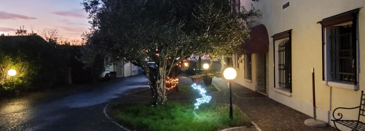 Chez Barnie Favoloso Appartamento Privato In Villa A 800Mt Ingresso Fiera Rimini Eksteriør bilde