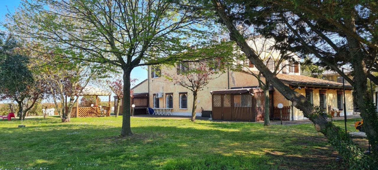 Chez Barnie Favoloso Appartamento Privato In Villa A 800Mt Ingresso Fiera Rimini Eksteriør bilde